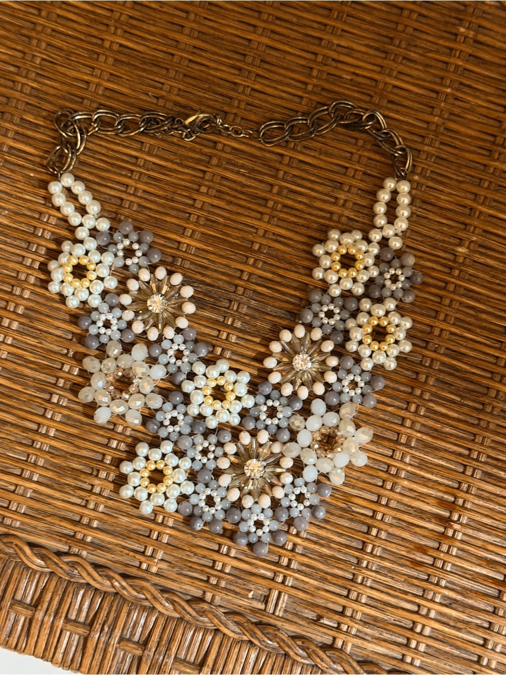Francesca's Collections Floral Beaded Necklace - White, Gray & Gold